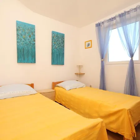 Appartamento By The Sea Milna, - 8944