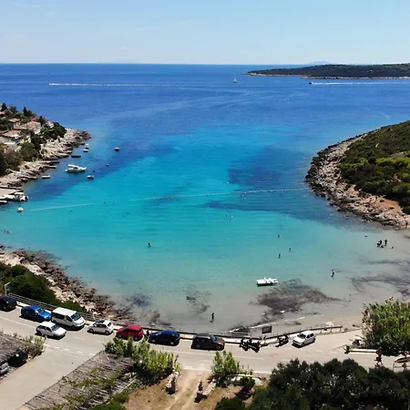 Appartamento By The Sea Milna, - 8944